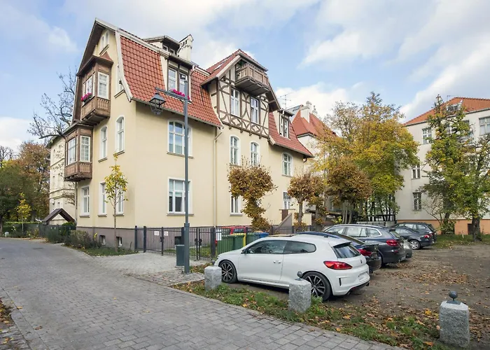 Stylish Parkowa In By Noclegi Renters